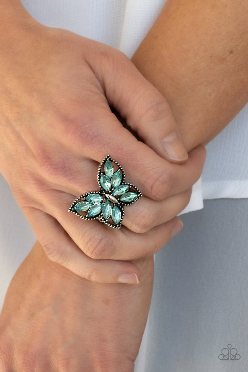 Paparazzi Fluttering Fashionista Rings