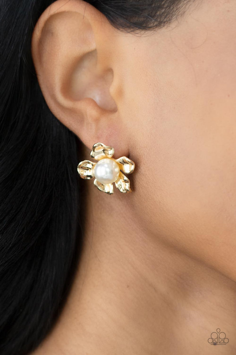 Paparazzi Apple Blossom Pearls Post Earrings