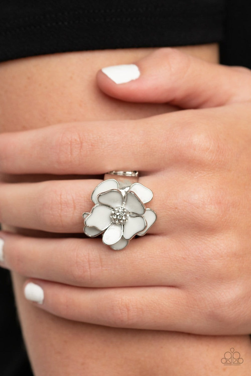 Paparazzi Hibiscus Holiday Rings