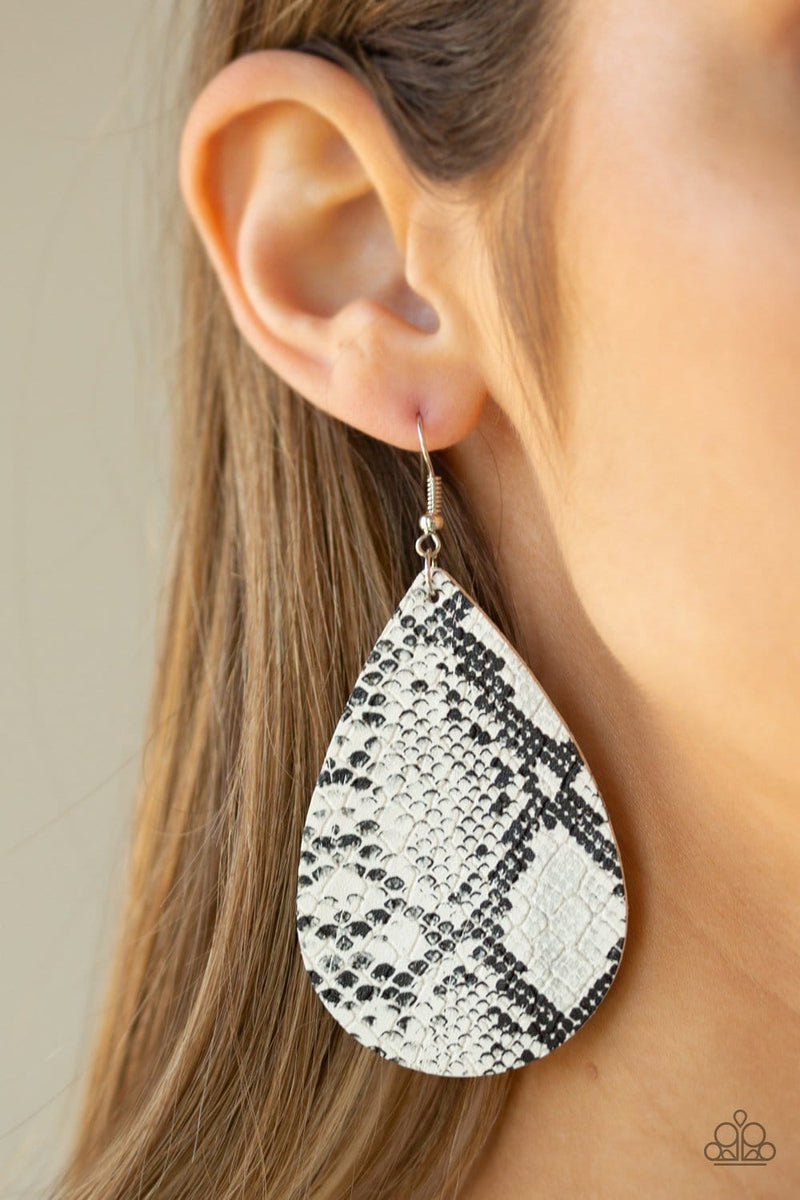 Paparazzi Hiss, Hiss Leather Earrings