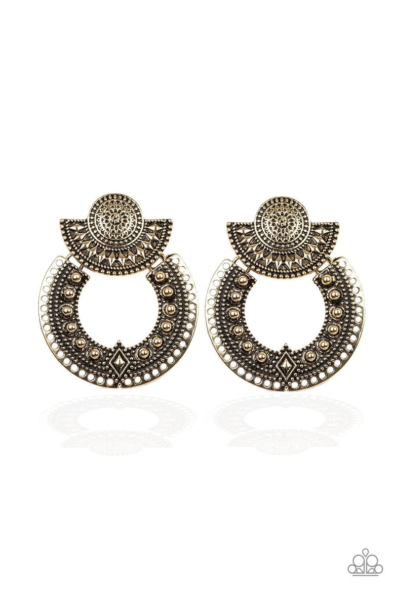 Paparazzi Texture Takeover Post Earrings